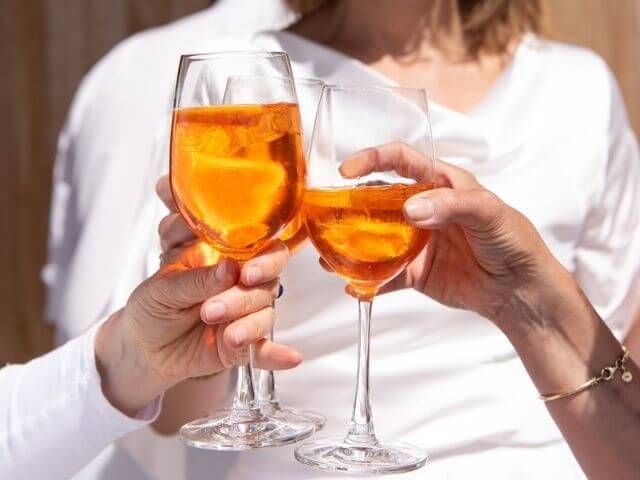 Aperol je ideálnym alkoholickým drinkom na prípitok