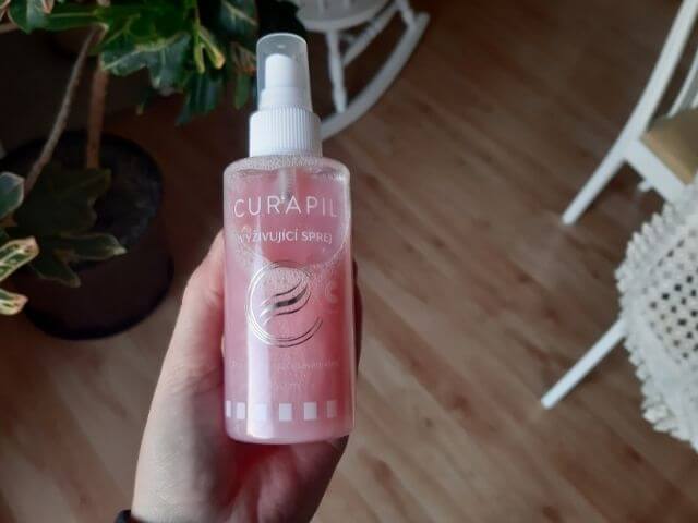150 ml výživujúceho spreja Curapil 
